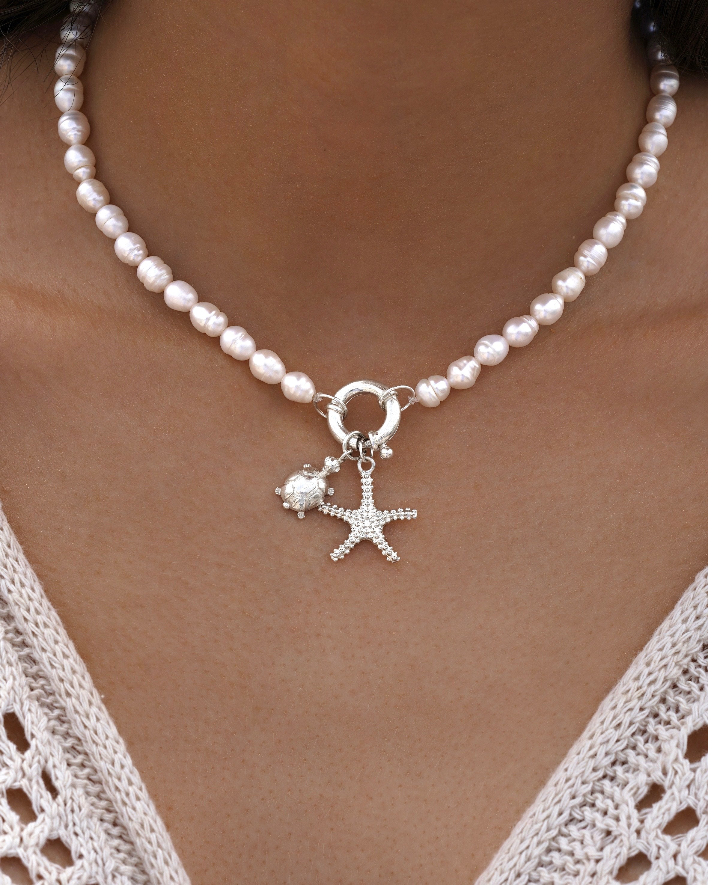 Pearl Choker With Starfish & Turtle Charms